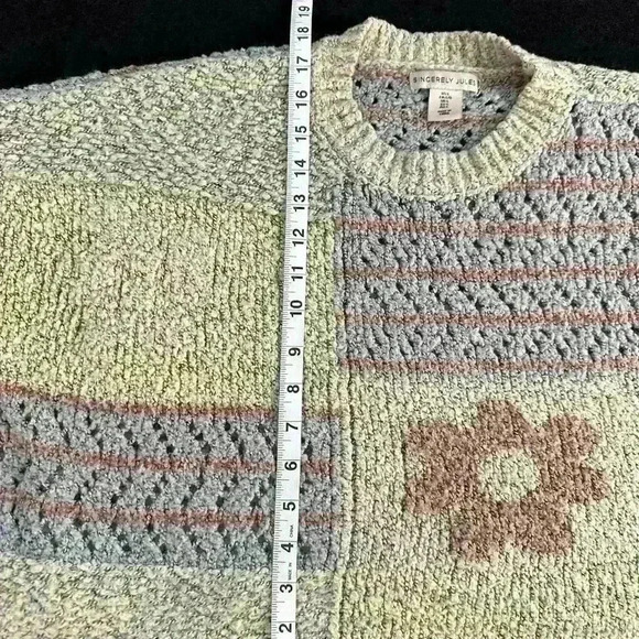 Sincerely Jules Boho Flower Colorful Pattern Boxy Oversized knit like Sweater - Picture 2 of 6